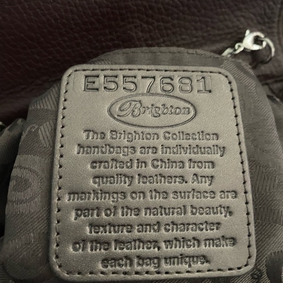 Brighton “Venus Plum” E5577681 clutch - Picture 5 of 6